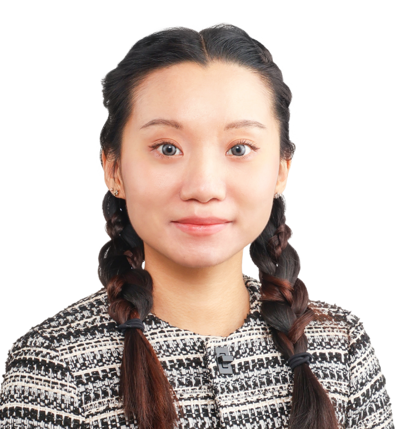 Alice Yu; Associate